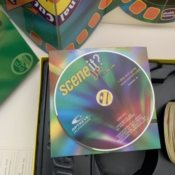 Scene it? Jr. The DVD Game Complete - Movie, Music, TV & Sports Trivia Mattel - Picture 5 of 12